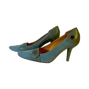 NWOT Tod’s Blue Suede Leather Light Blue Heels Size 8